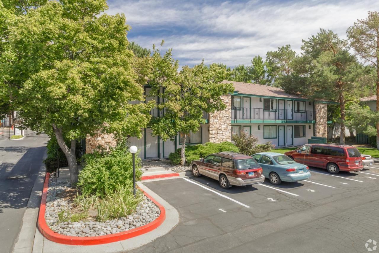Thunderbird Resort Club Sparks Eksteriør billede